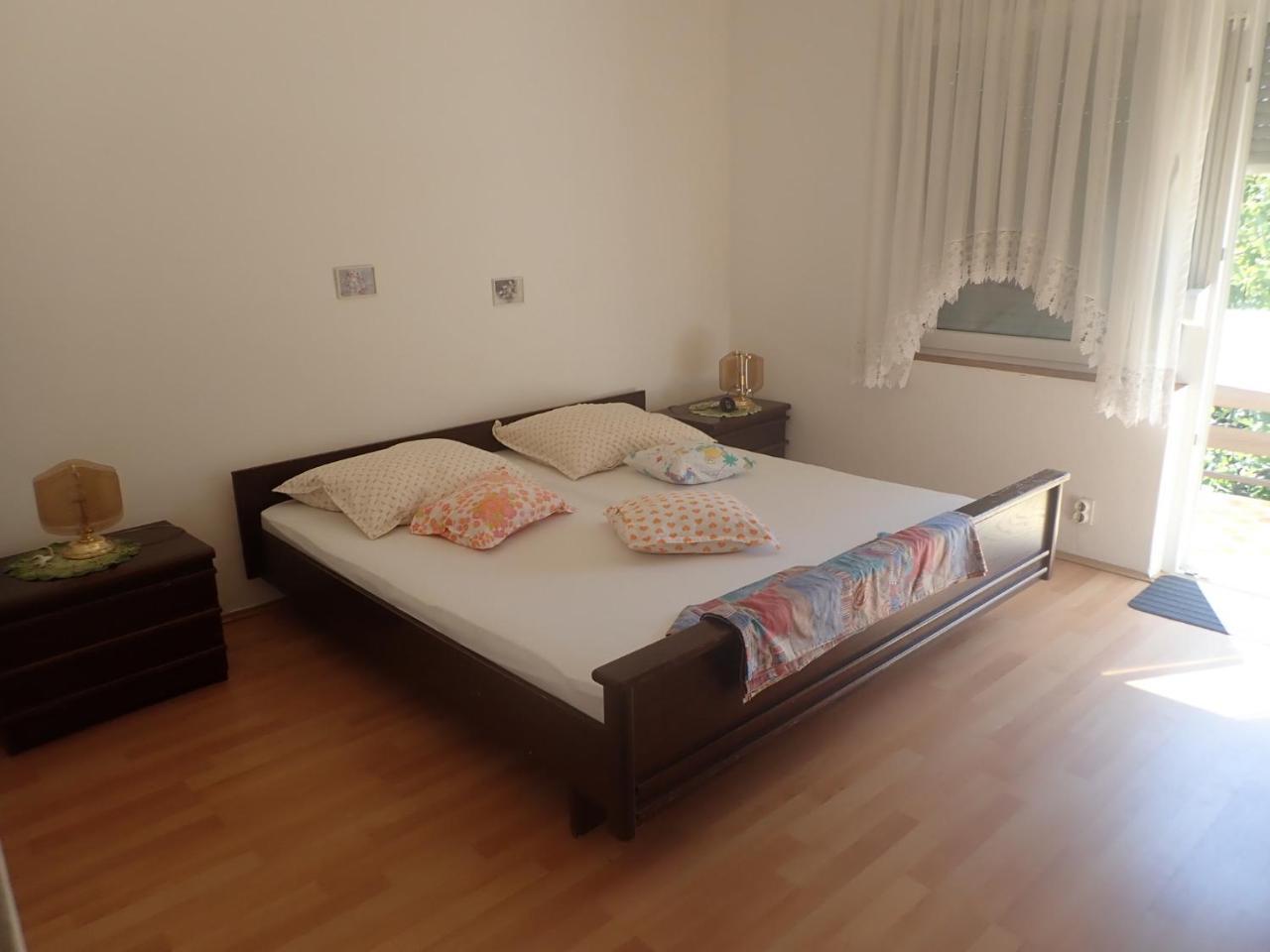 Apartments Velebit Starigrad Paklenica Eksteriør bilde