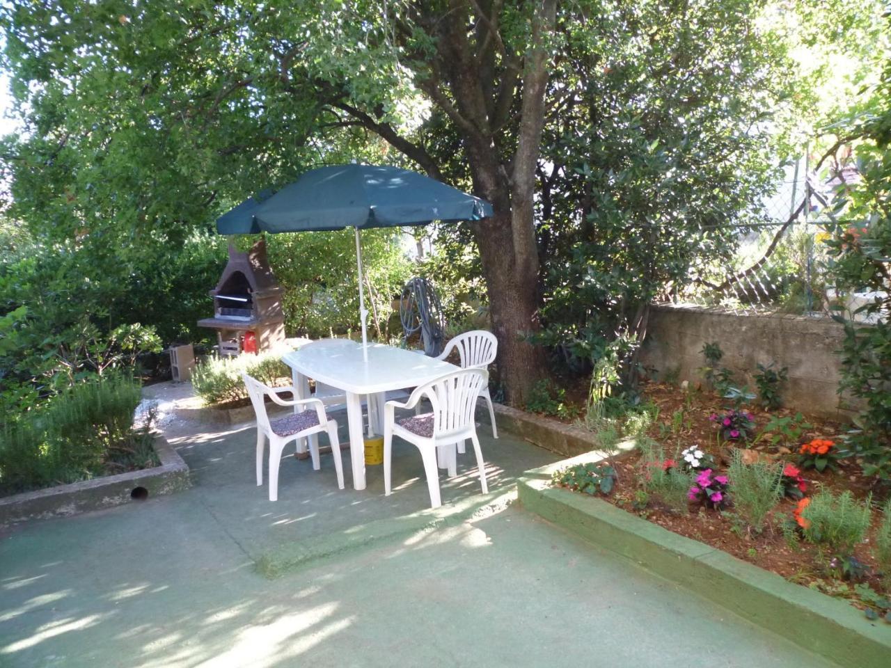 Apartments Velebit Starigrad Paklenica Eksteriør bilde