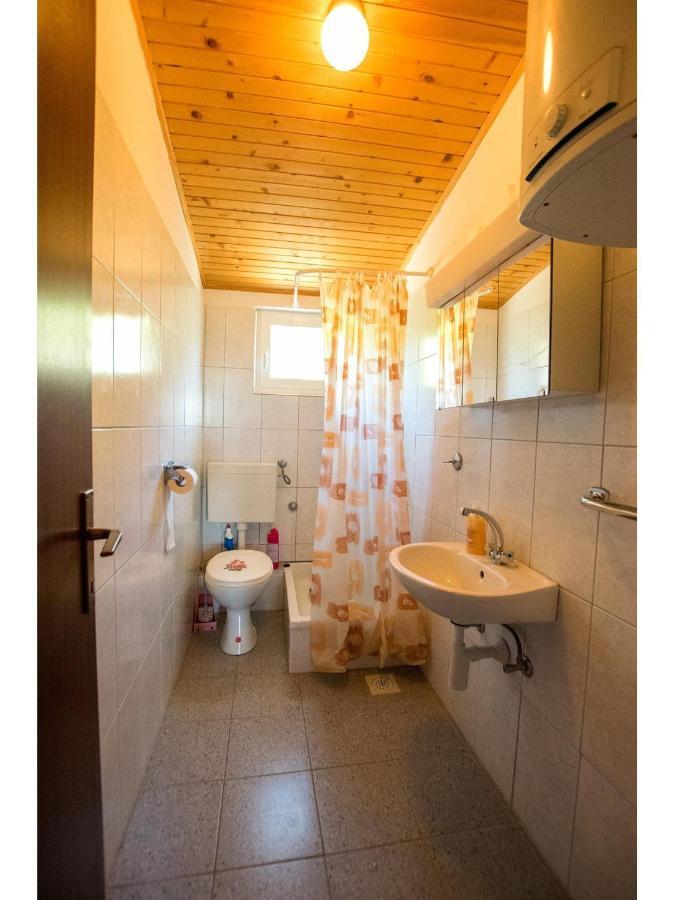 Apartments Velebit Starigrad Paklenica Rom bilde